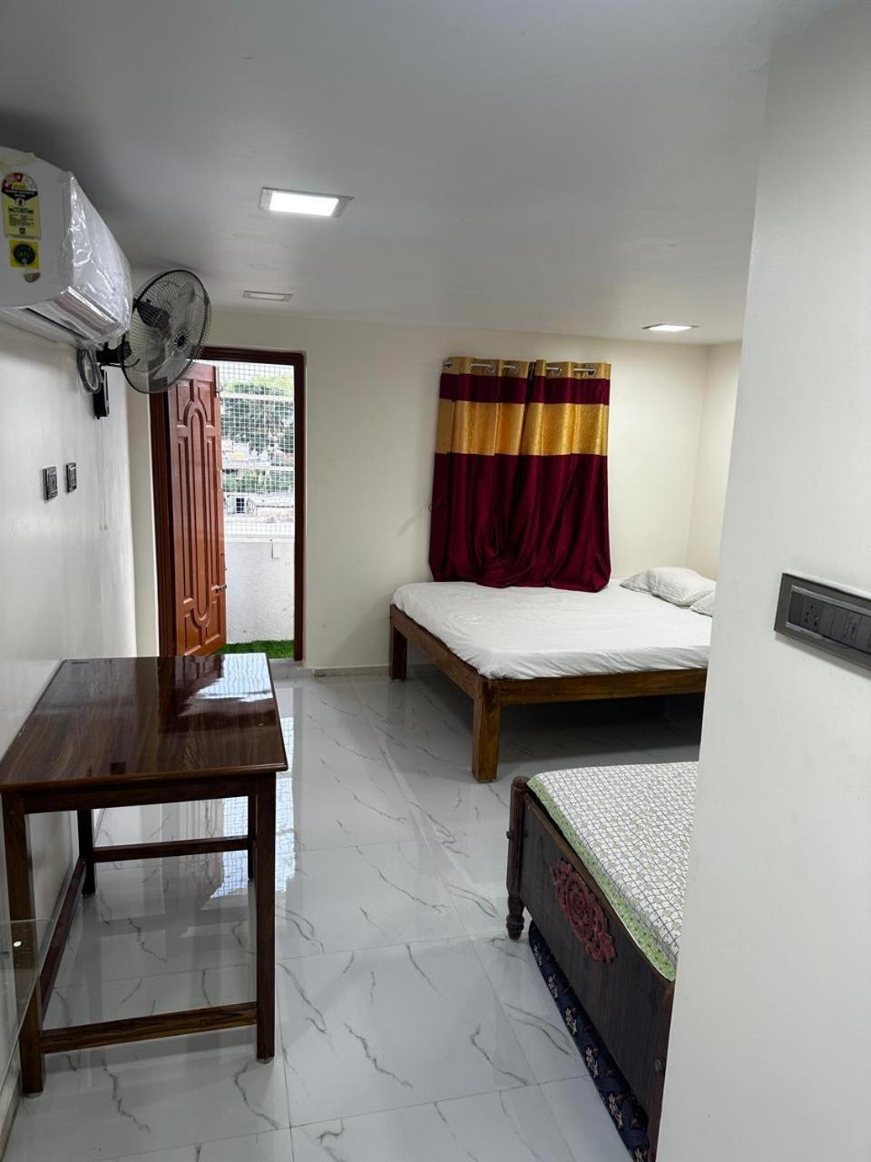 Temple View Home Stay Tiruvannāmalai Exteriör bild