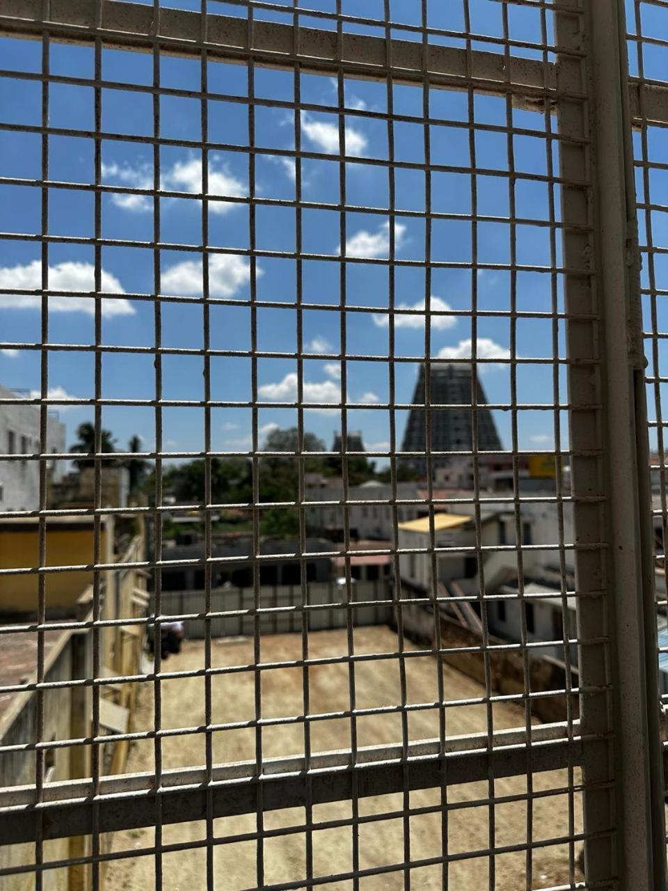 Temple View Home Stay Tiruvannāmalai Exteriör bild