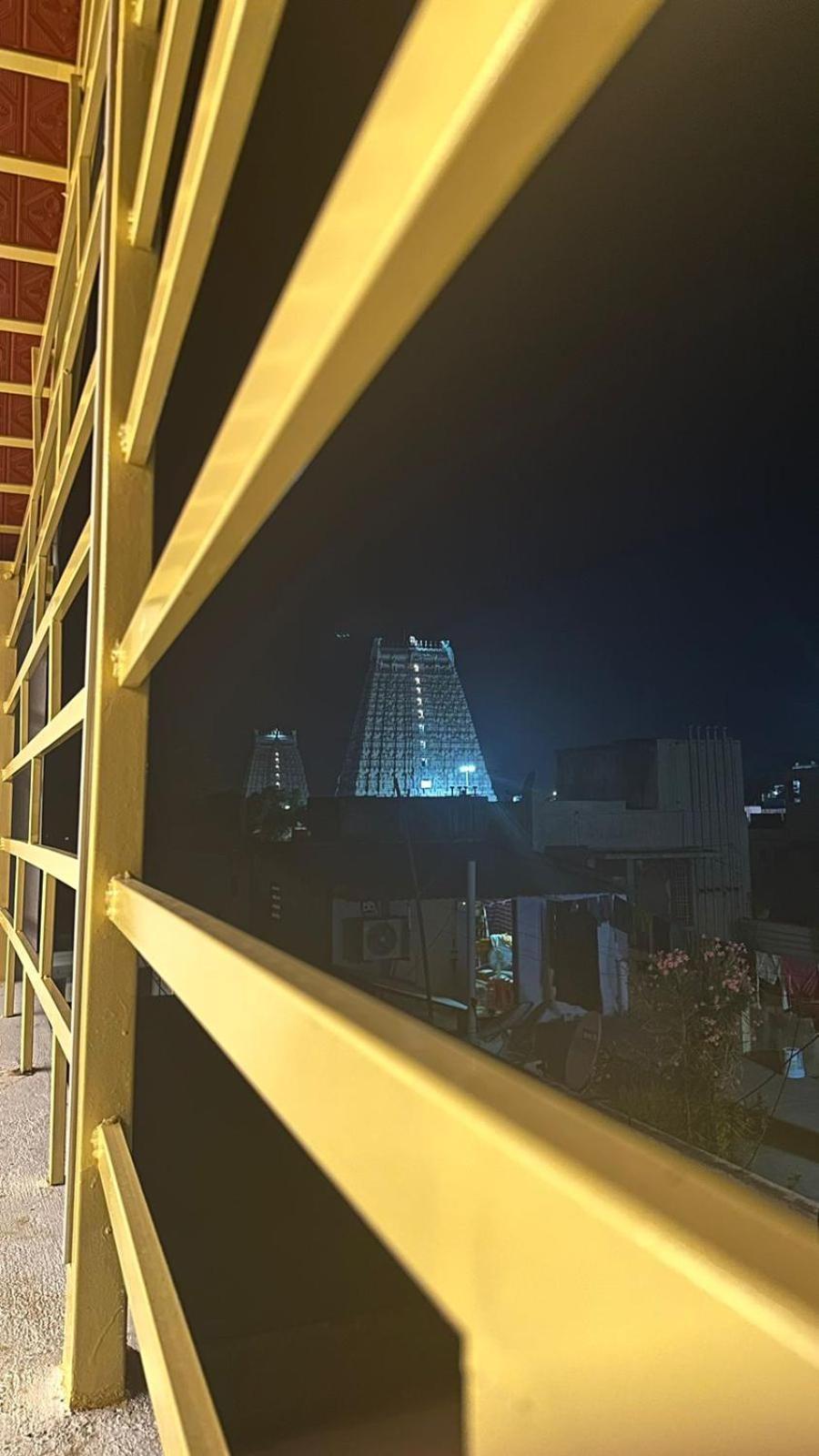 Temple View Home Stay Tiruvannāmalai Exteriör bild